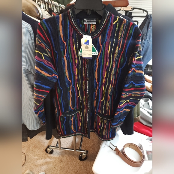 Aklanda's Billabong long button cardigan Purely Australian - Picture 10 of 10